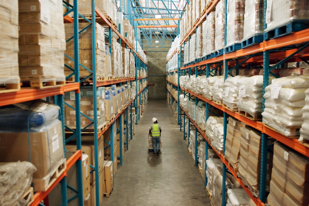 distribución y almacenamiento