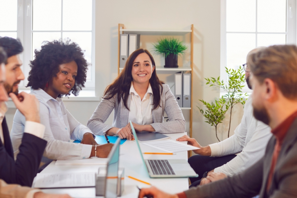 Todas las ventajas de la mampara modular en tu oficina